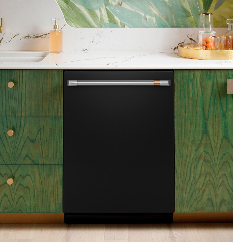 Café Customfit Stainless Interior Smart Dishwasher With Ultra Wash Top Rack And Dual Convection Ultra Dry, 44 Dba CDT858P3VD1