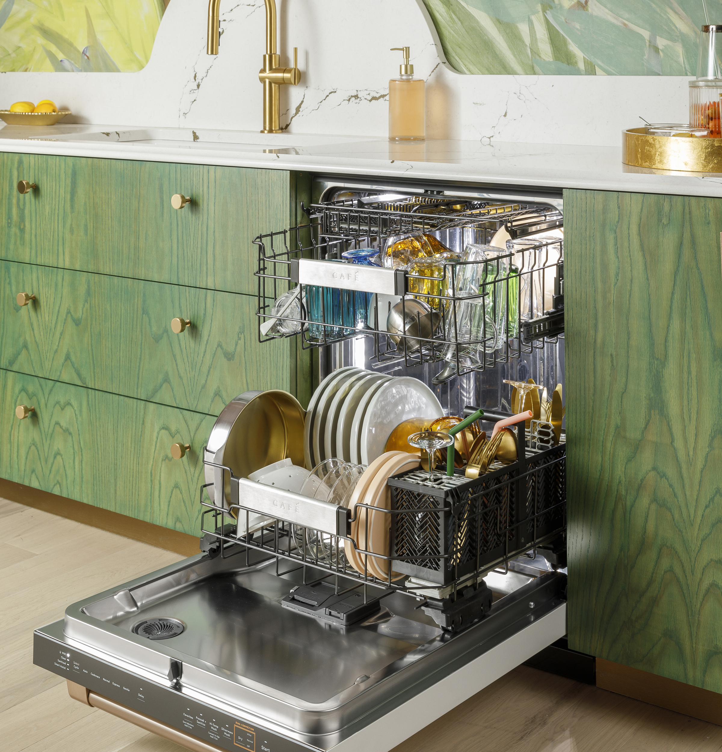 CAFÉ™ CustomFit ENERGY STAR Stainless Interior Smart Dishwasher with Ultra Wash Top Rack and Dual Convection Ultra Dry, LED Lights, 39 dBA view 31