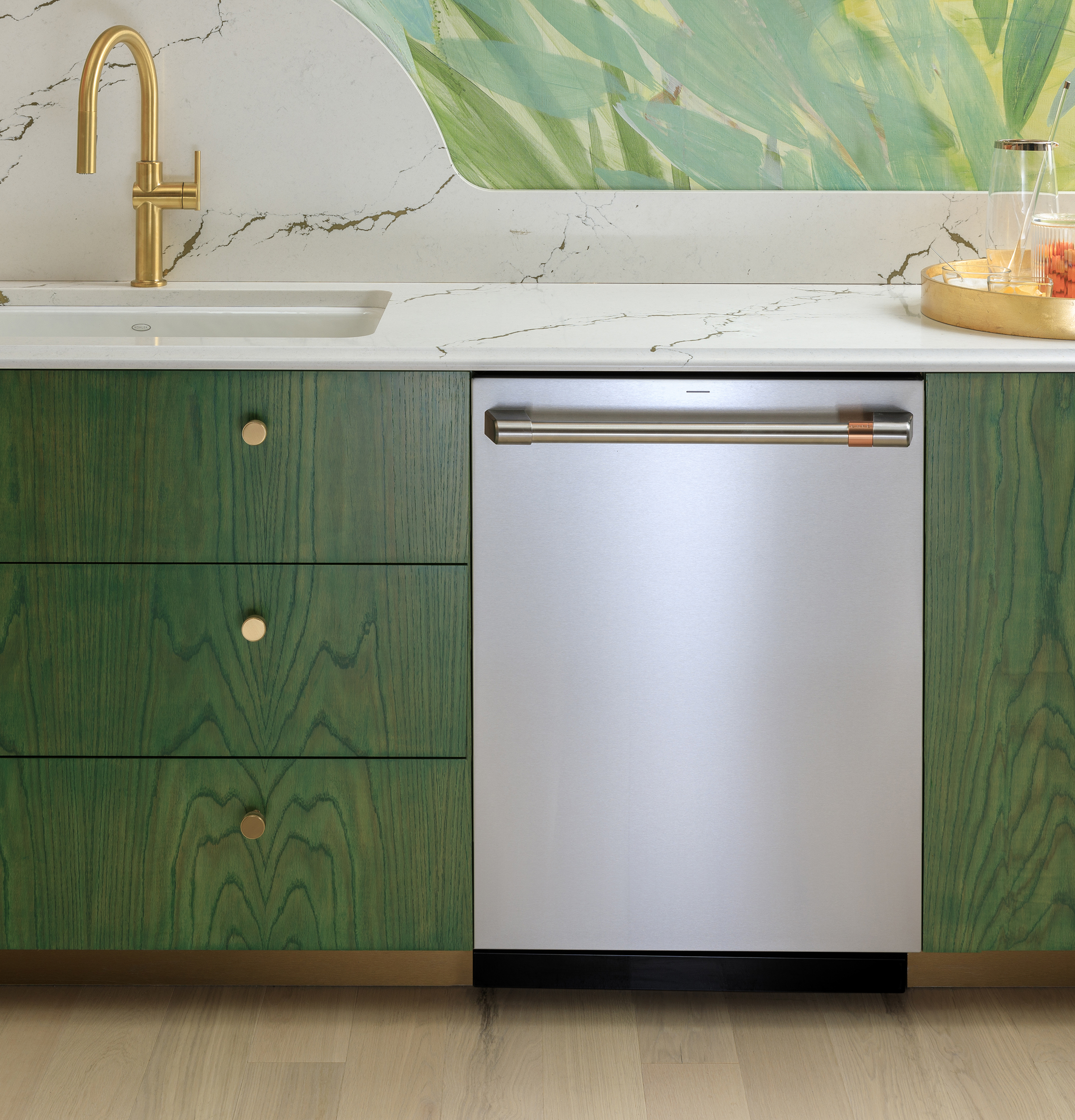 CAFÉ™ CustomFit ENERGY STAR Stainless Interior Smart Dishwasher with Ultra Wash Top Rack and Dual Convection Ultra Dry, LED Lights, 39 dBA view 35