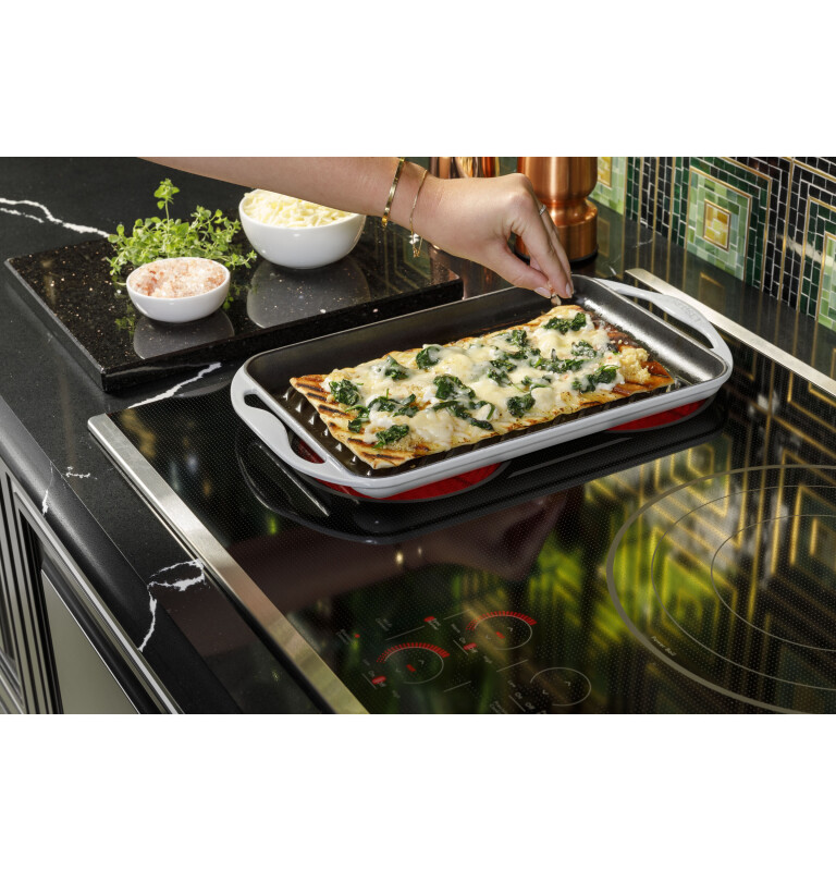 CAFÉ™ 30" Touch-Control Electric Cooktop view 13