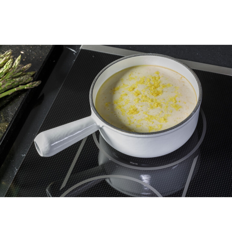 CAFÉ™ 30" Touch-Control Electric Cooktop view 24