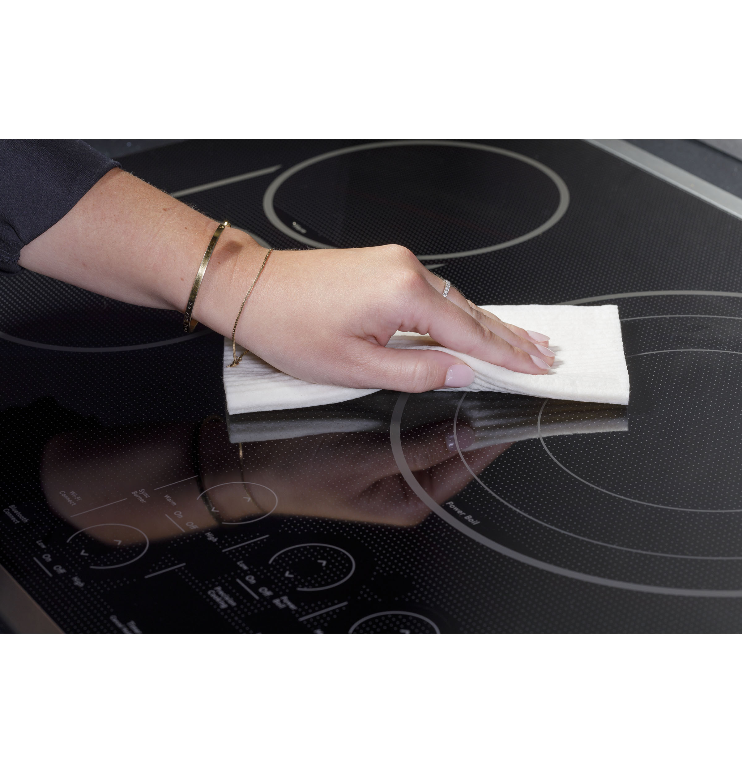 CAFÉ™ 36" Touch-Control Electric Cooktop view 19