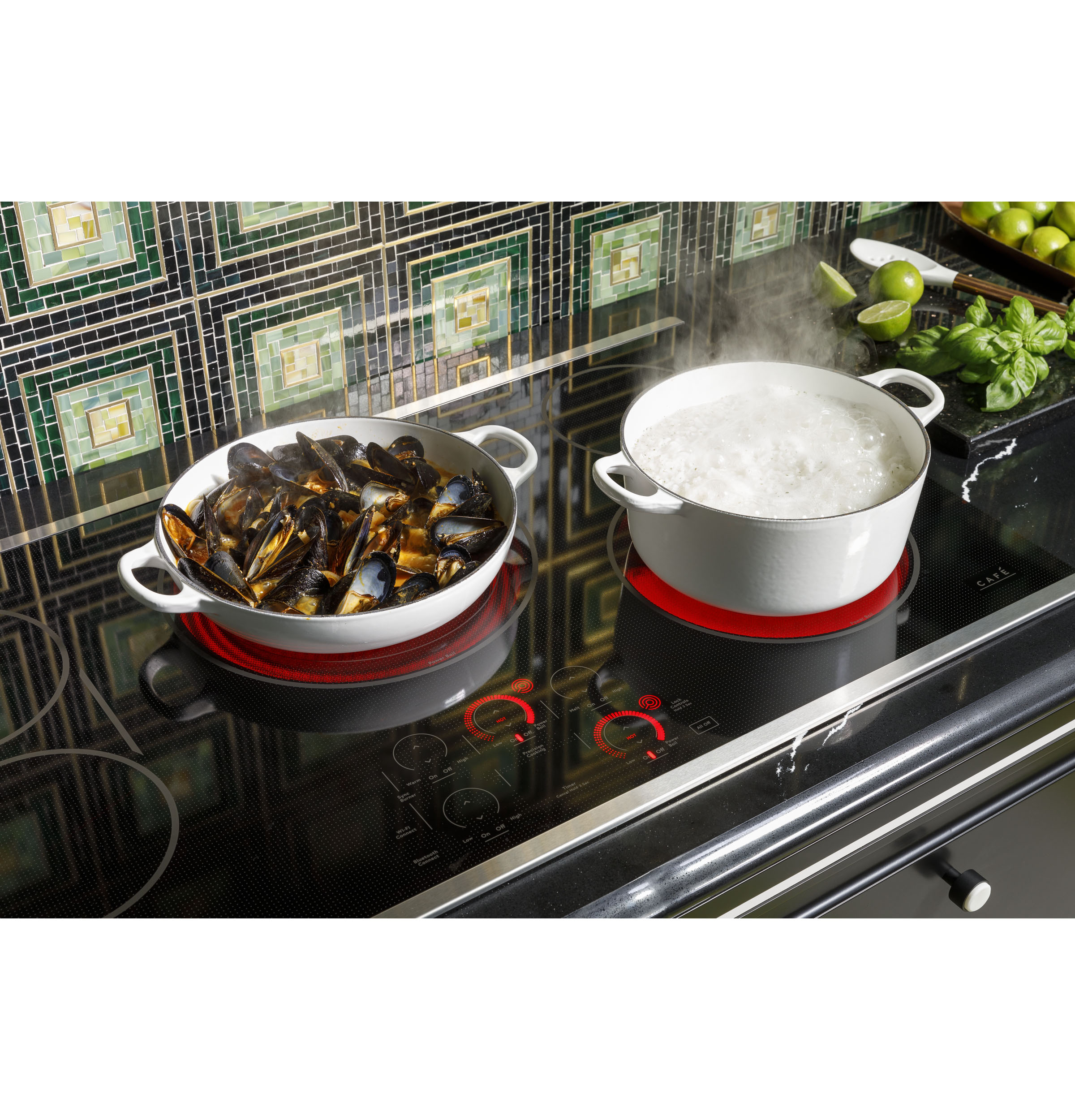 CAFÉ™ 36" Touch-Control Electric Cooktop view 20