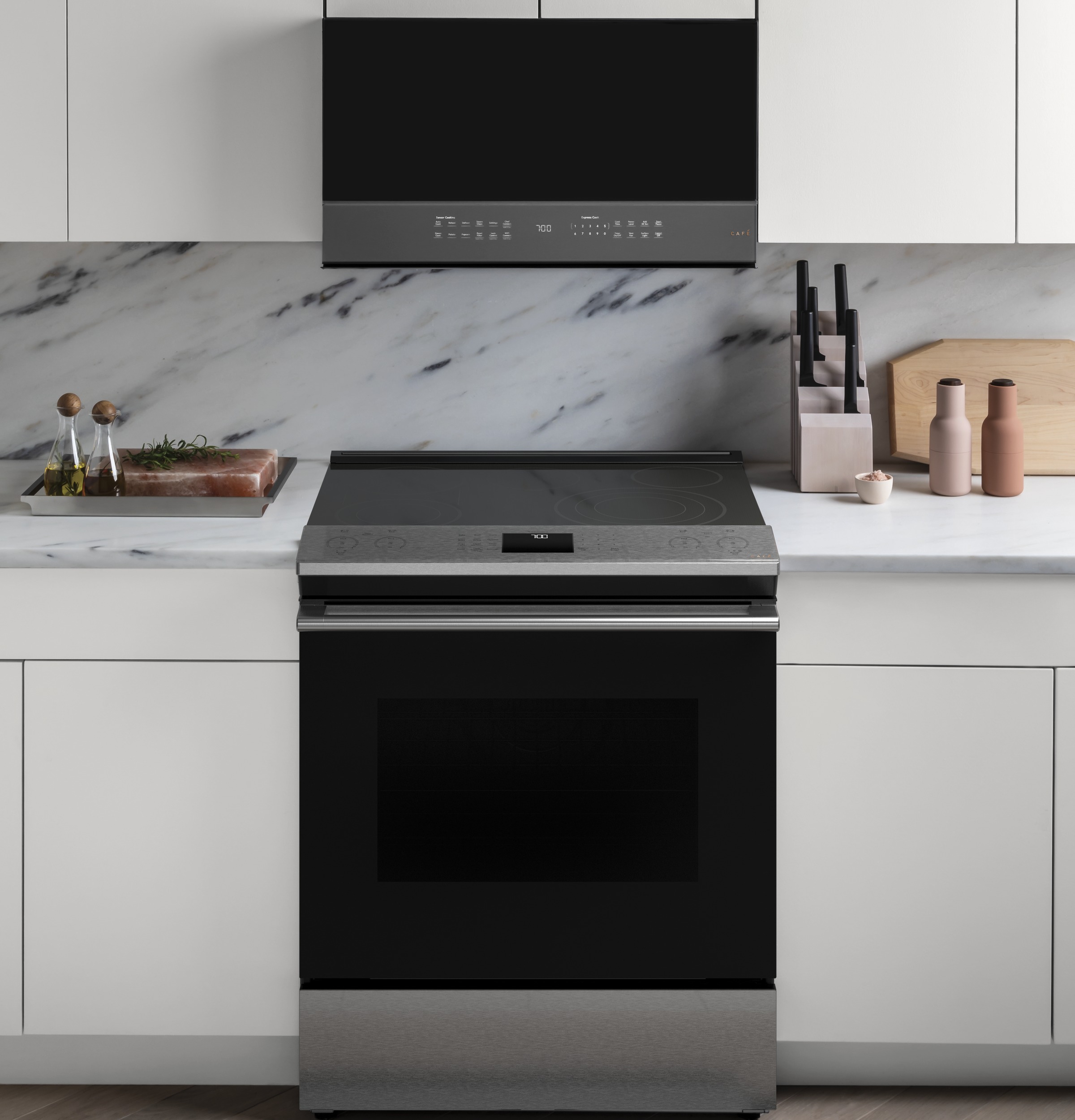 Café 30" Smart Slide-in, Front-control, Radiant And Convection Range In Platinum Glass CES700M2NS5