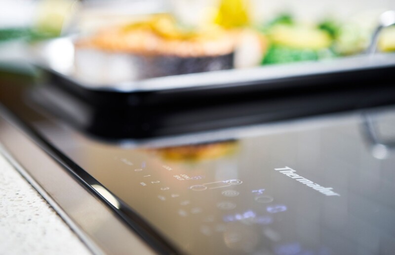Touch Control Electric Cooktop CET366TB