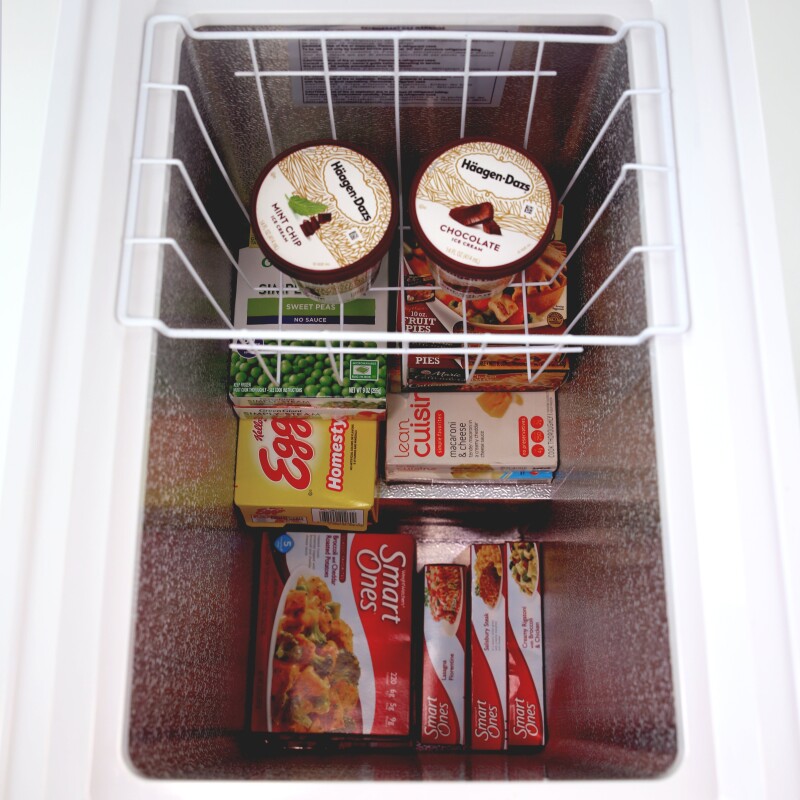 2.5 cu. ft. Chest Freezer CF24Q0W