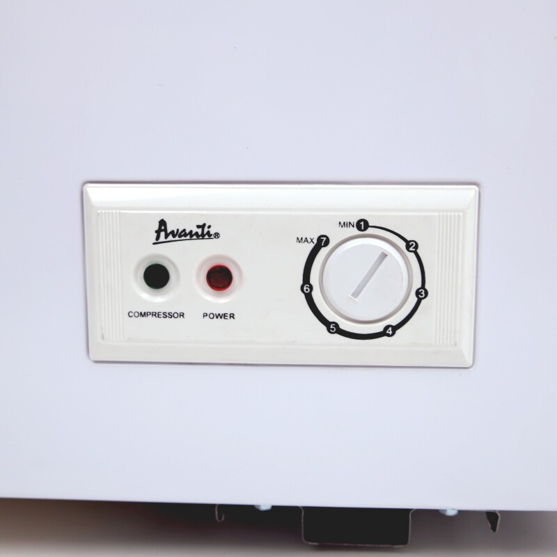 2.5 cu. ft. Chest Freezer CF24Q0W, product image 7 of 9