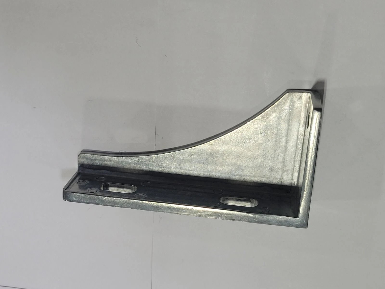 Upper Left Hinge CFD2RR04