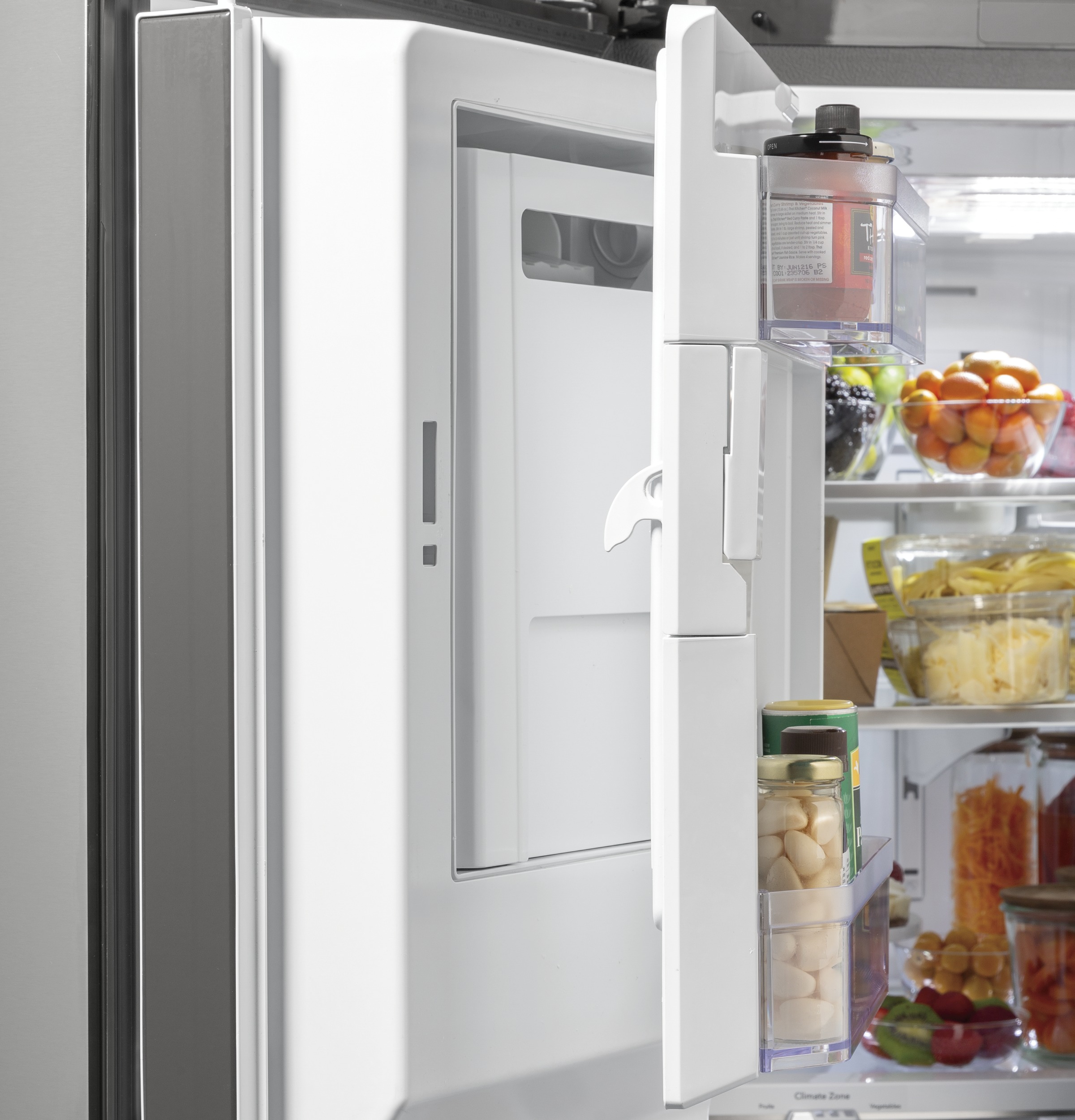 Café 25.6 Cu. Ft. French-door Refrigerator CFE26KP2NS1