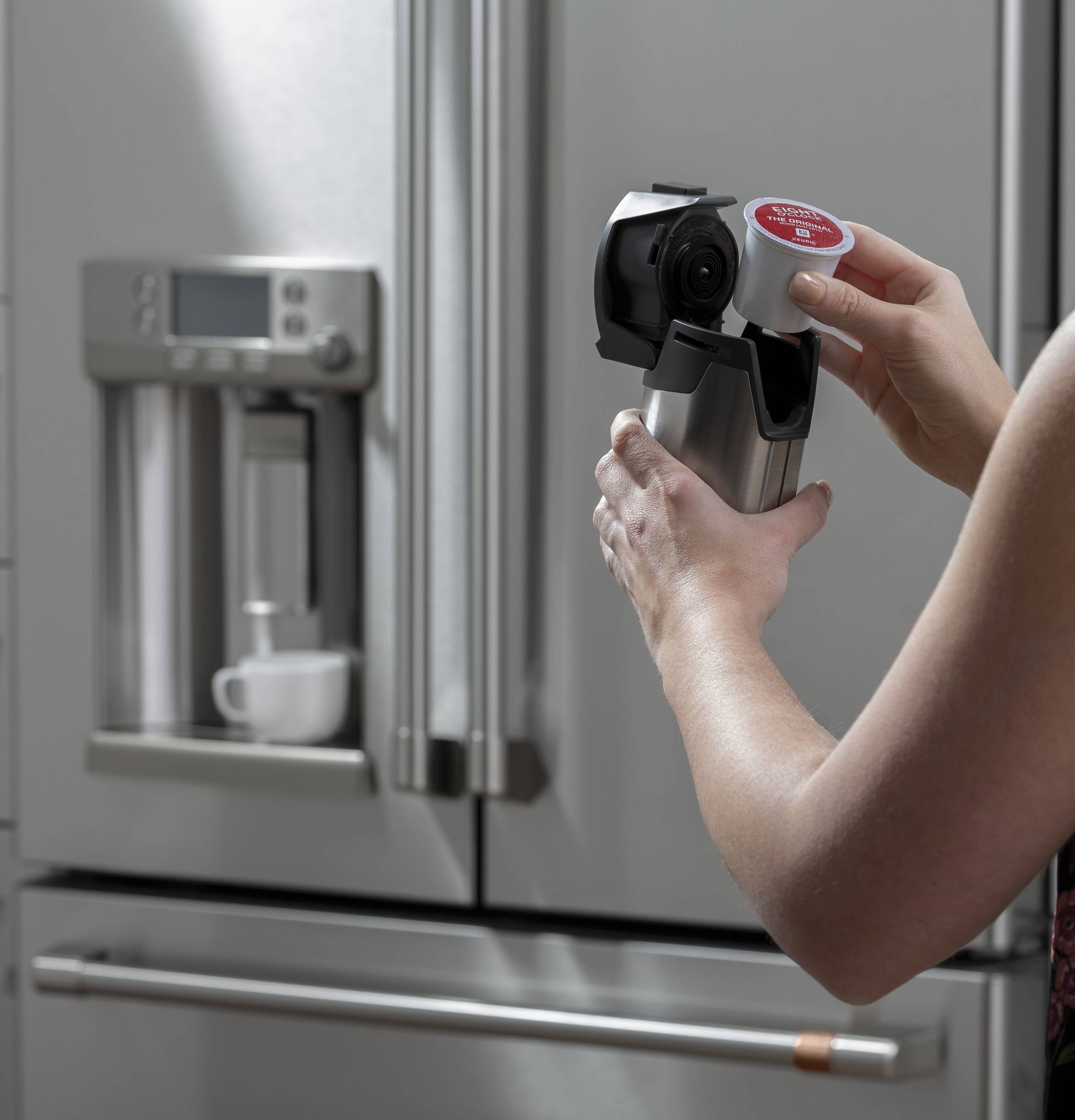 Café 27.7 Cu. Ft. Smart French-door Refrigerator With Keurig K-cup Brewing System CFE28UP2MS1