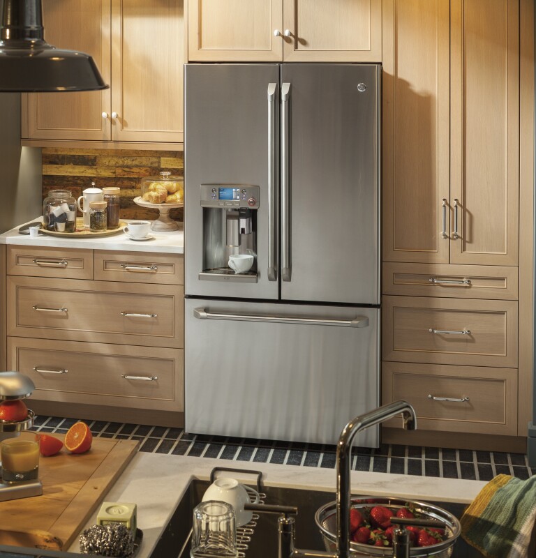 Café Series 27.8 Cu. Ft. French-door Refrigerator With Keurig K-cup Brewing System CFE28USHSS