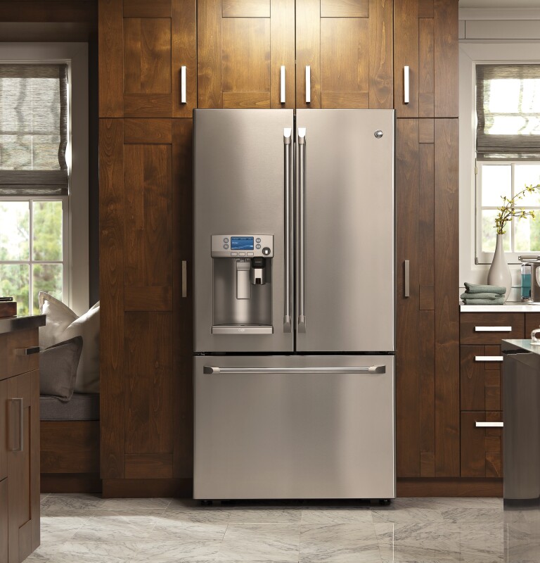 Café Series 27.8 Cu. Ft. French-door Refrigerator With Keurig K-cup Brewing System CFE28USHSS