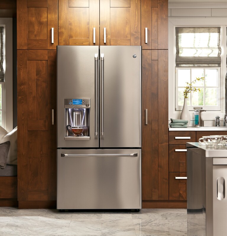 Café Series 28.6 Cu. Ft. French-door Refrigerator CFE29TSDSS