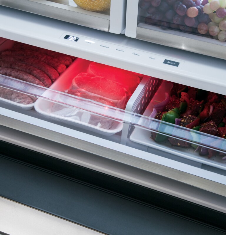 Café Series 28.6 Cu. Ft. French-door Refrigerator CFE29TSDSS