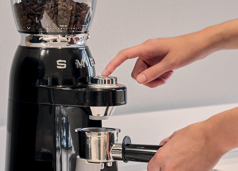 Coffee grinder Retro-style CGF11BLUS