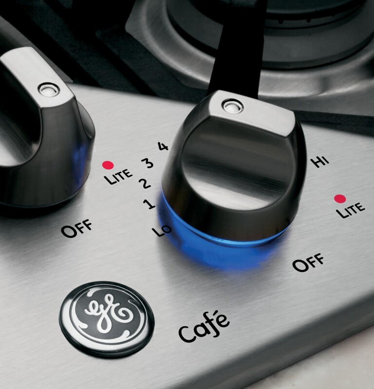 Café Series 30" Built-in Gas Cooktop CGP350SETSS