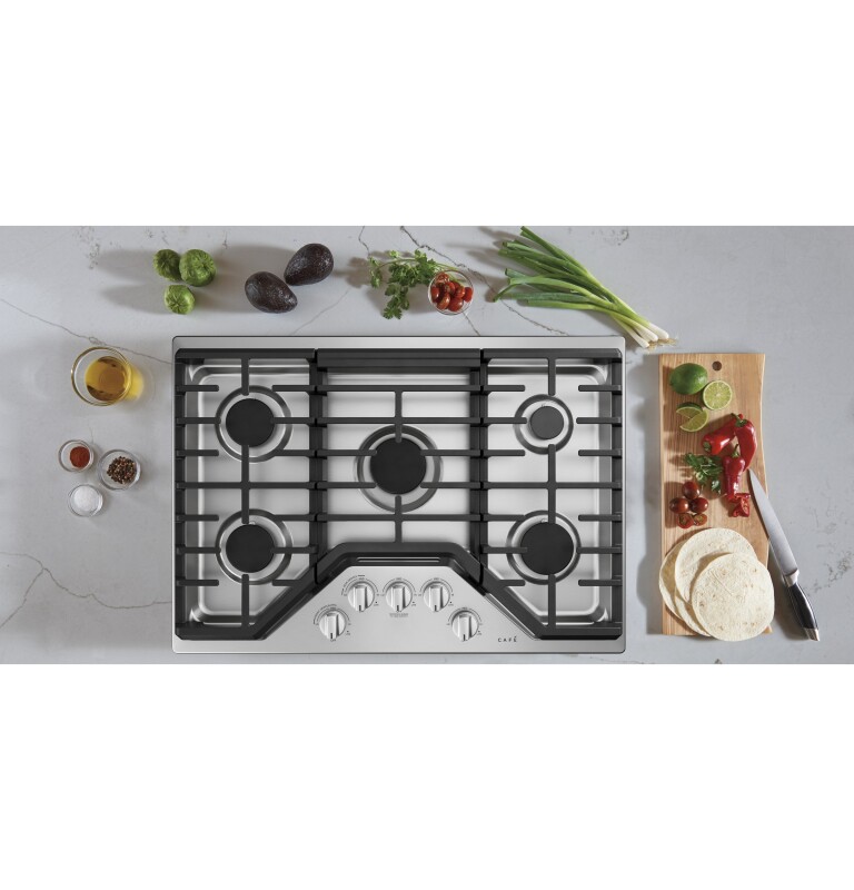 CAFÉ™ 30" Gas Cooktop view 3
