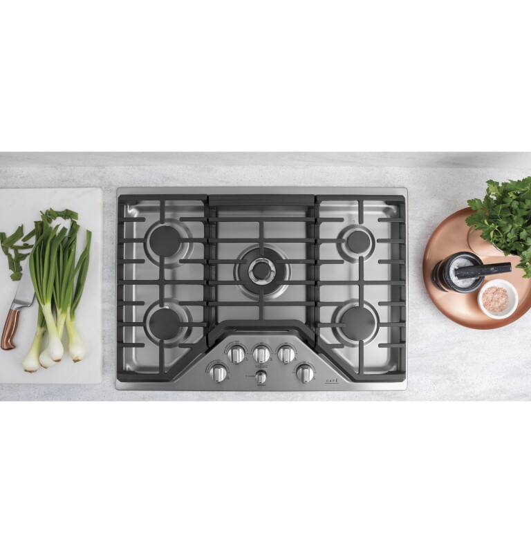 CAFÉ™ 30" Gas Cooktop view 4