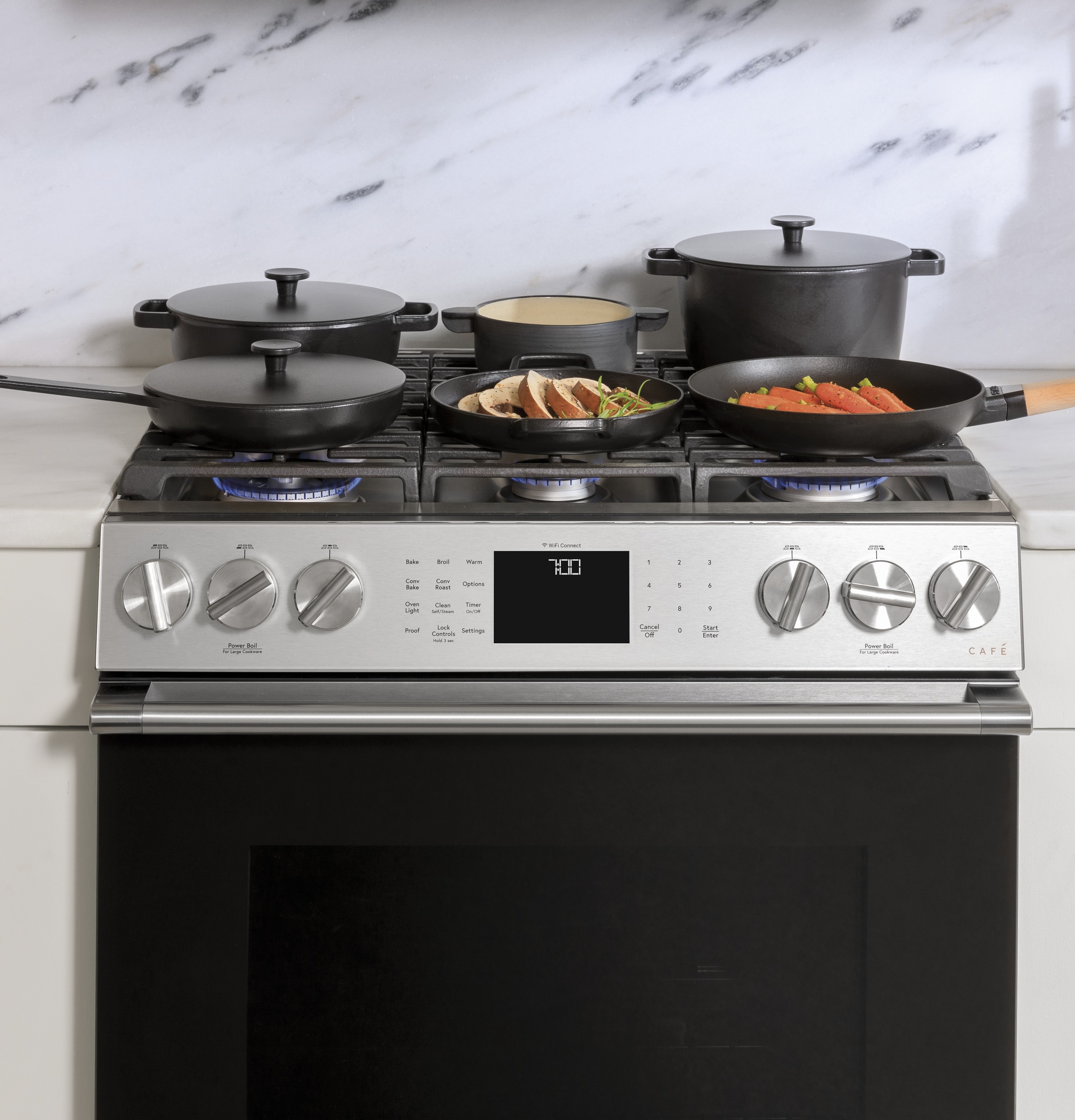 CAFÉ™ 30" Smart Slide-In, Front-Control, Gas Range with Convection Oven in Platinum Glass view 20
