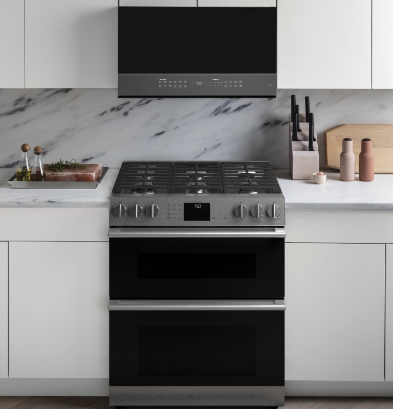 30" Smart Slide-In, Front-Control, Gas Double-Oven Range with Convection CGS750M2NS5