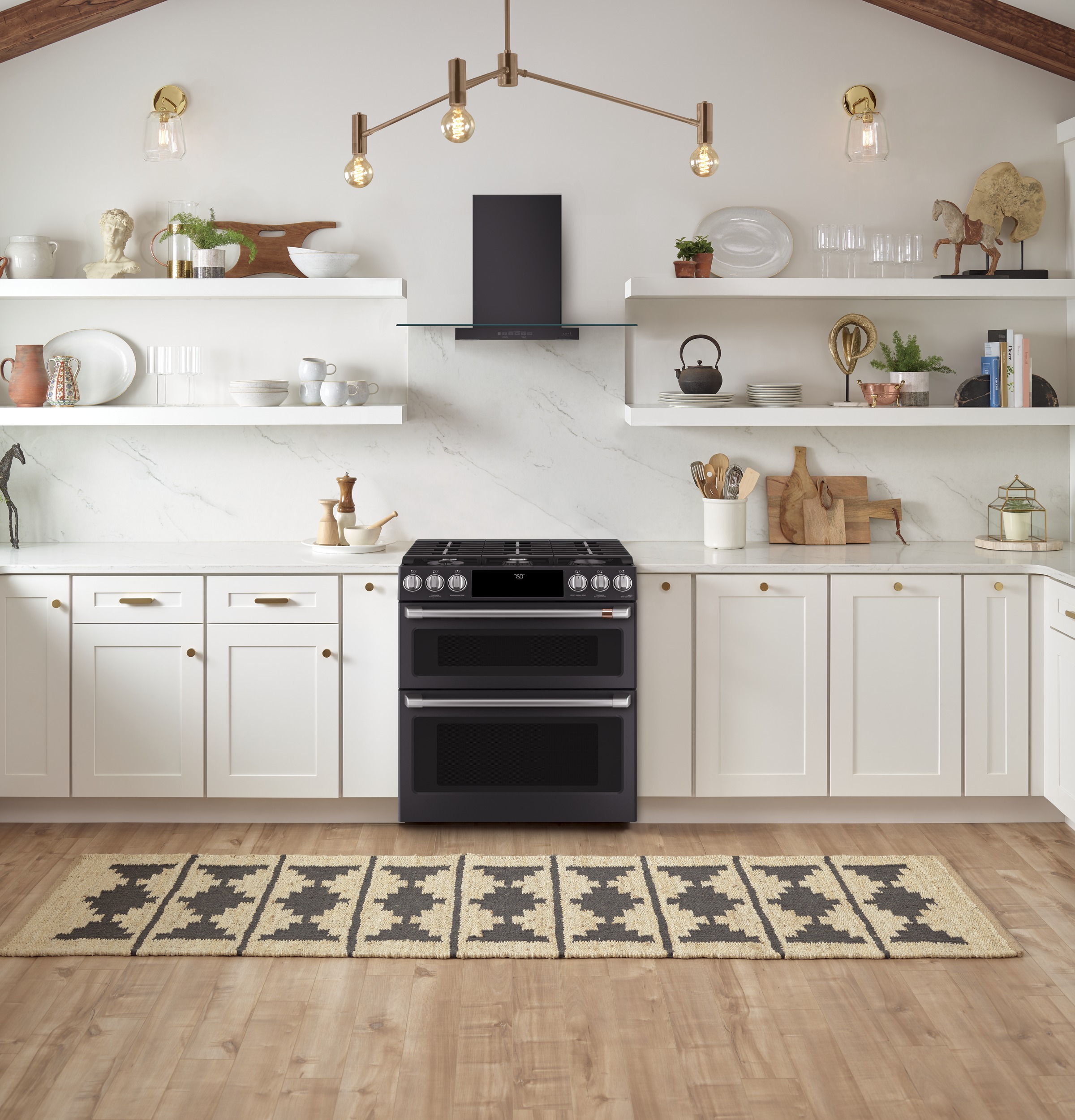 30" Smart Slide-In, Front-Control, Gas Double-Oven Range with Convection CGS750P3MD1