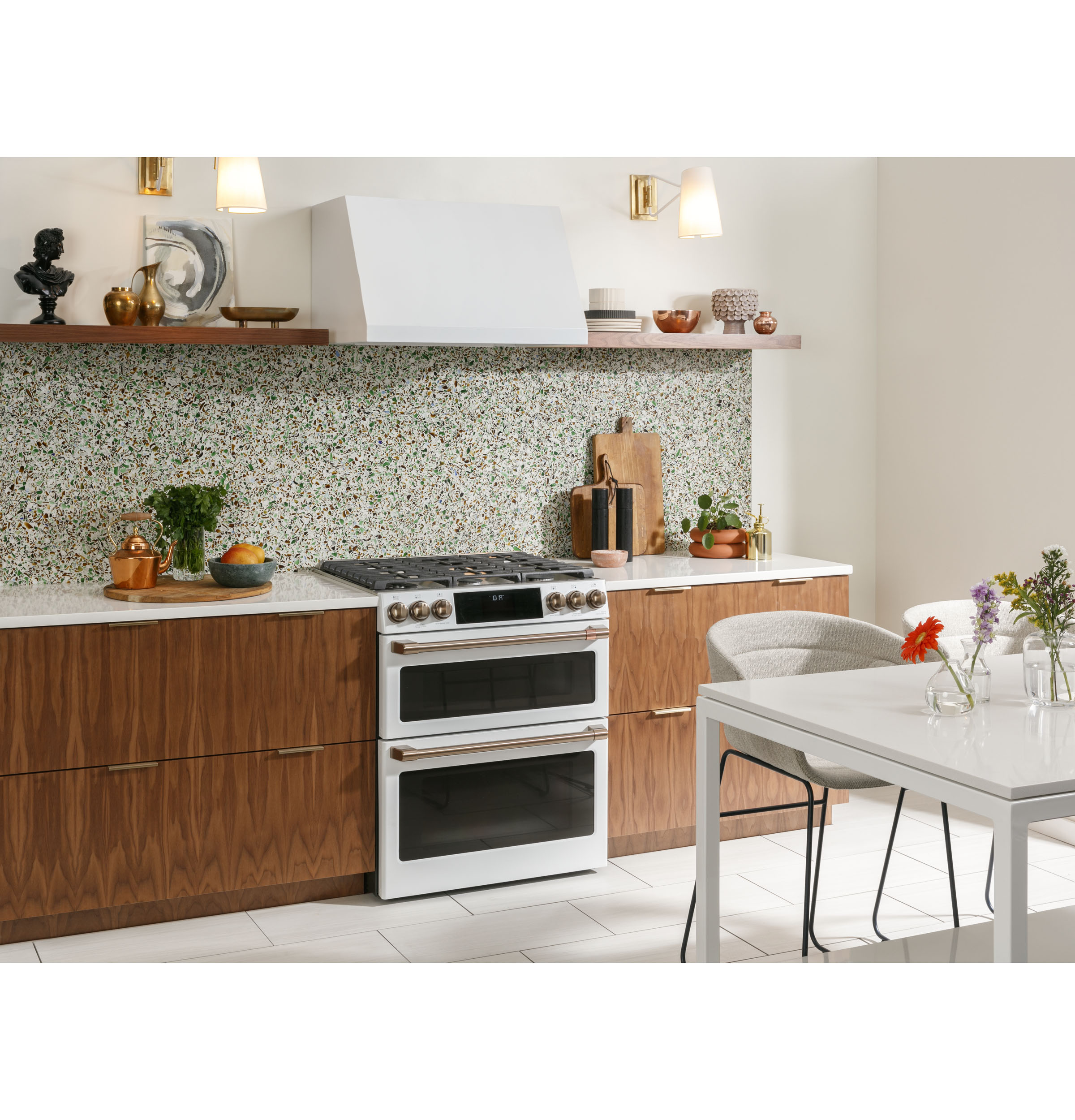 CAFÉ™ 30" Smart Slide-In, Front-Control, Gas Double-Oven Range with Convection view 20