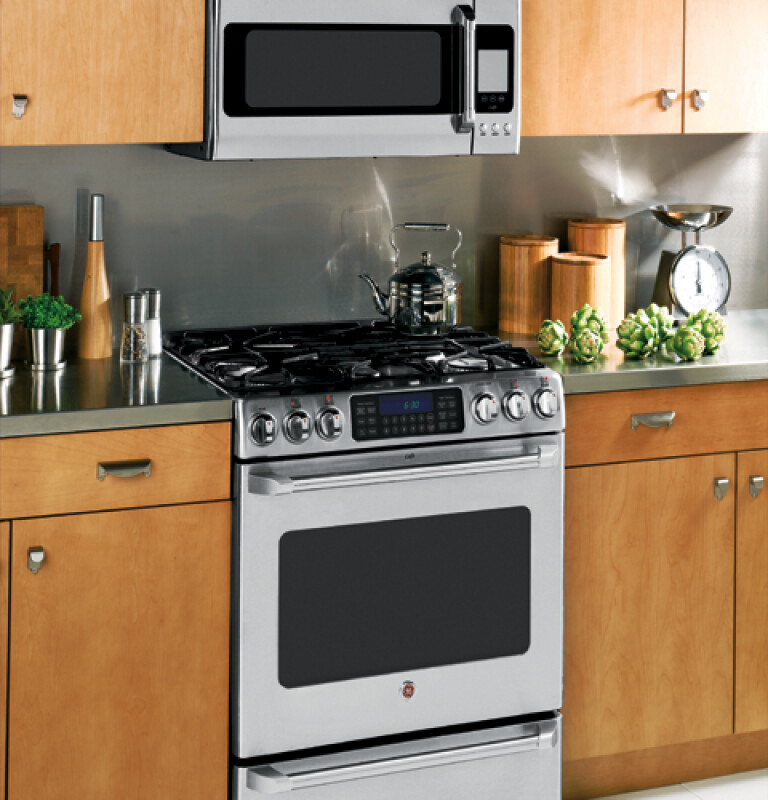 Café Series 30" Free-standing Range With Baking Drawer CGS980SEMSS