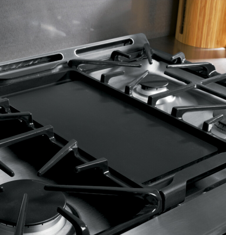 Café Series 30" Free-standing Range With Baking Drawer CGS980SEMSS
