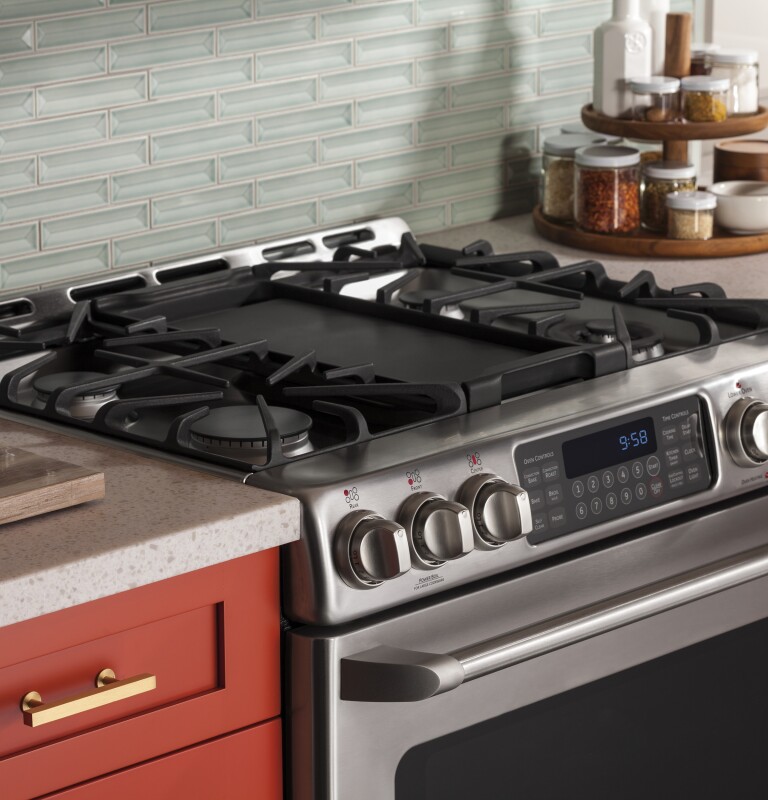 Café Series 30" Slide-in Front Control Range With Baking Drawer CGS985SETSS