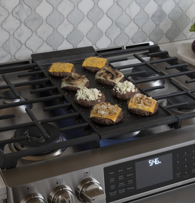 GE Series 30" Slide-In Front Control Range with Warming Drawer CGS986SELSS