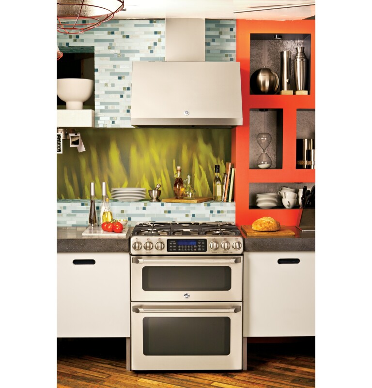 GE Series 30" Slide-In Front Control Gas Double Oven with Convection Range CGS990SETSS