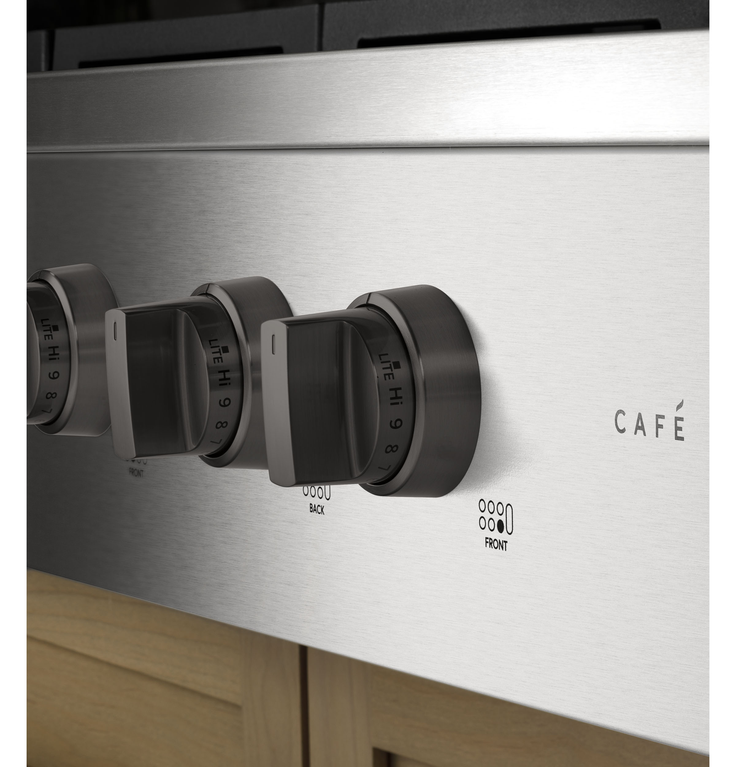 CAFÉ™ 36" Commercial-Style Gas Rangetop with 6 Burners (Natural Gas) view 3