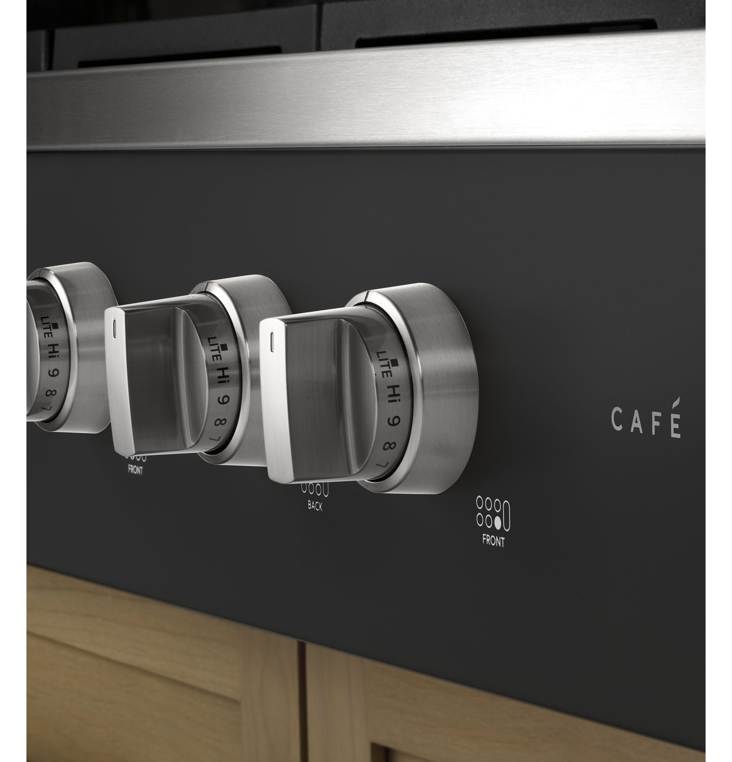 CAFÉ™ 36" Commercial-Style Gas Rangetop with 6 Burners (Natural Gas) view 4