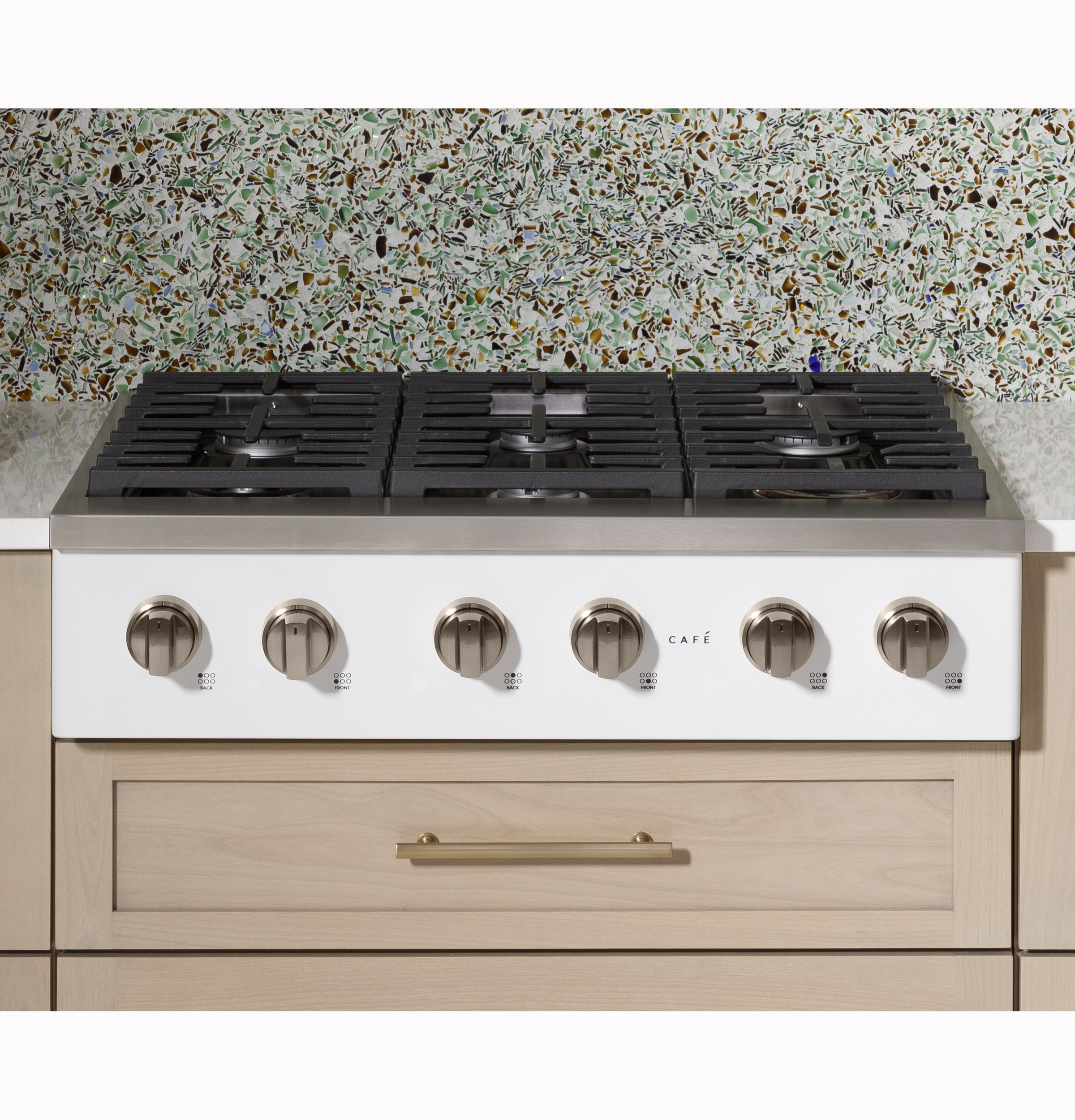 CAFÉ™ 36" Commercial-Style Gas Rangetop with 6 Burners (Natural Gas) view 15