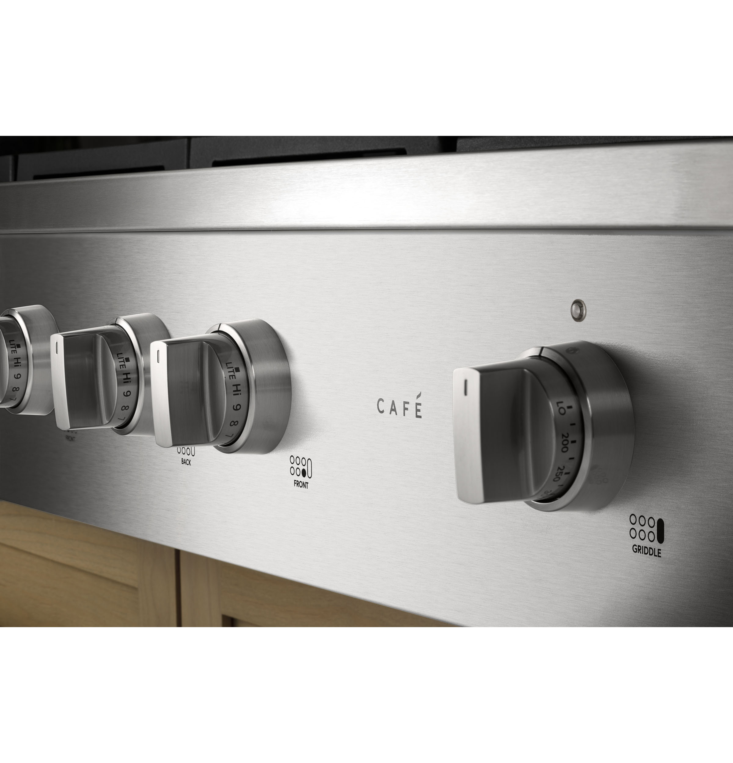 CAFÉ™ 48" Commercial-Style Gas Rangetop with 6 Burners and Integrated Griddle (Natural Gas) view 15