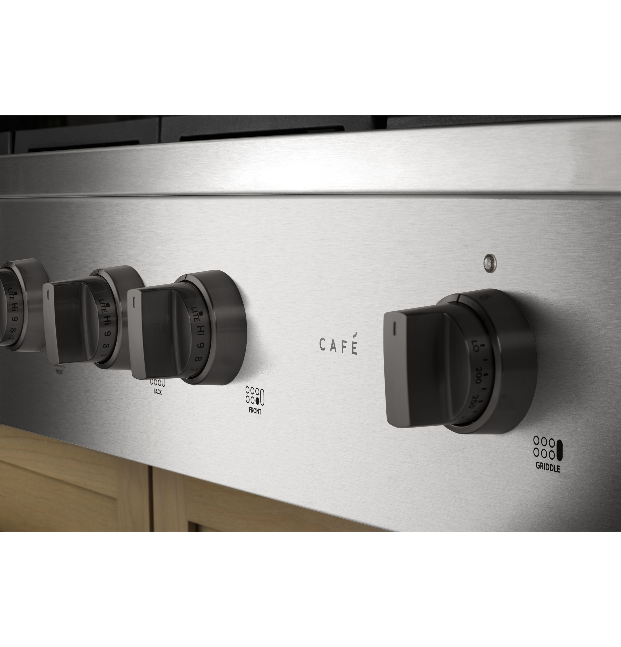 CAFÉ™ 48" Commercial-Style Gas Rangetop with 6 Burners and Integrated Griddle (Natural Gas) view 16