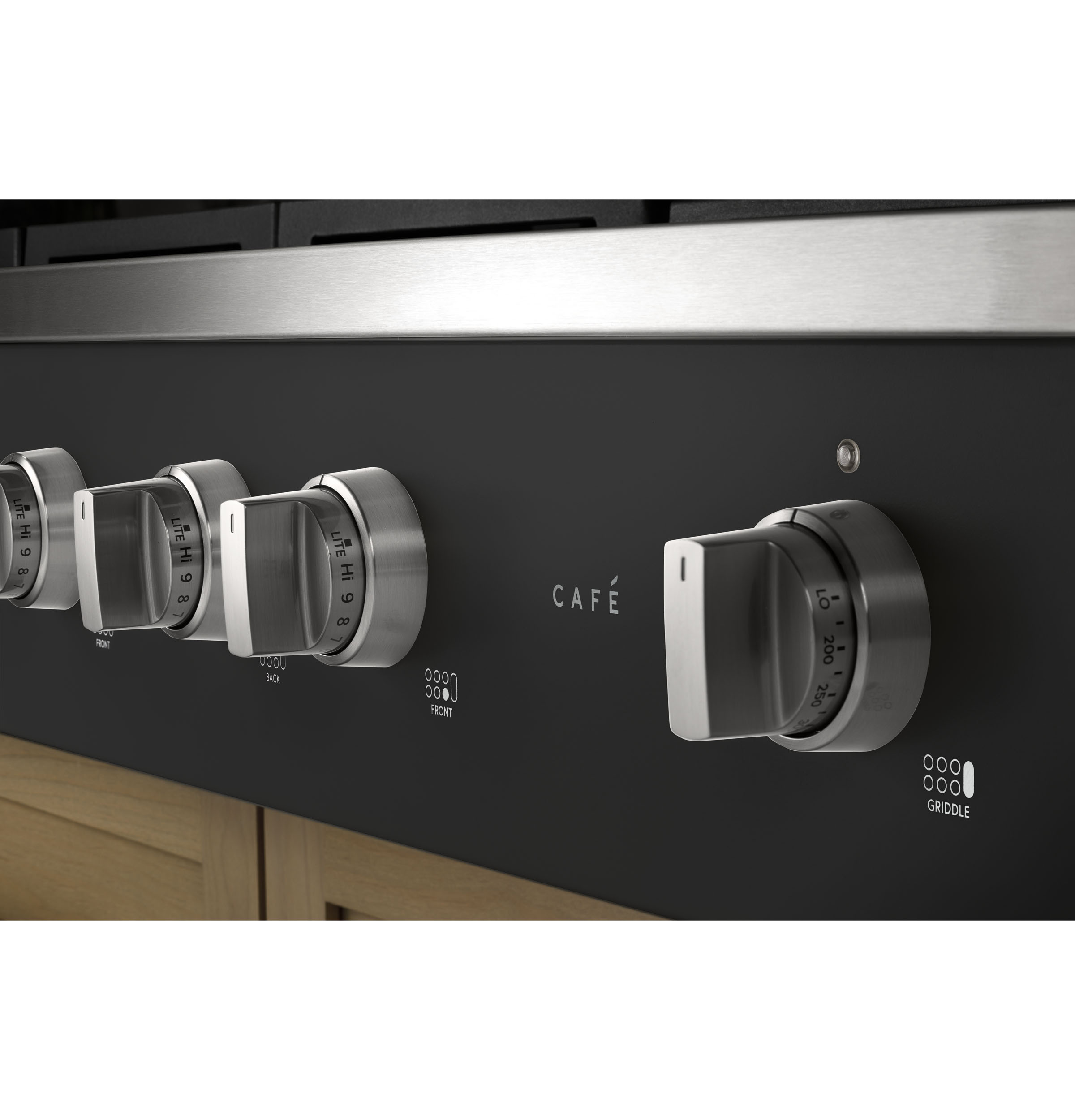 48" Commercial-style Gas Rangetop With 6 Burners And Integrated Griddle (natural Gas) CGU486P3TD1