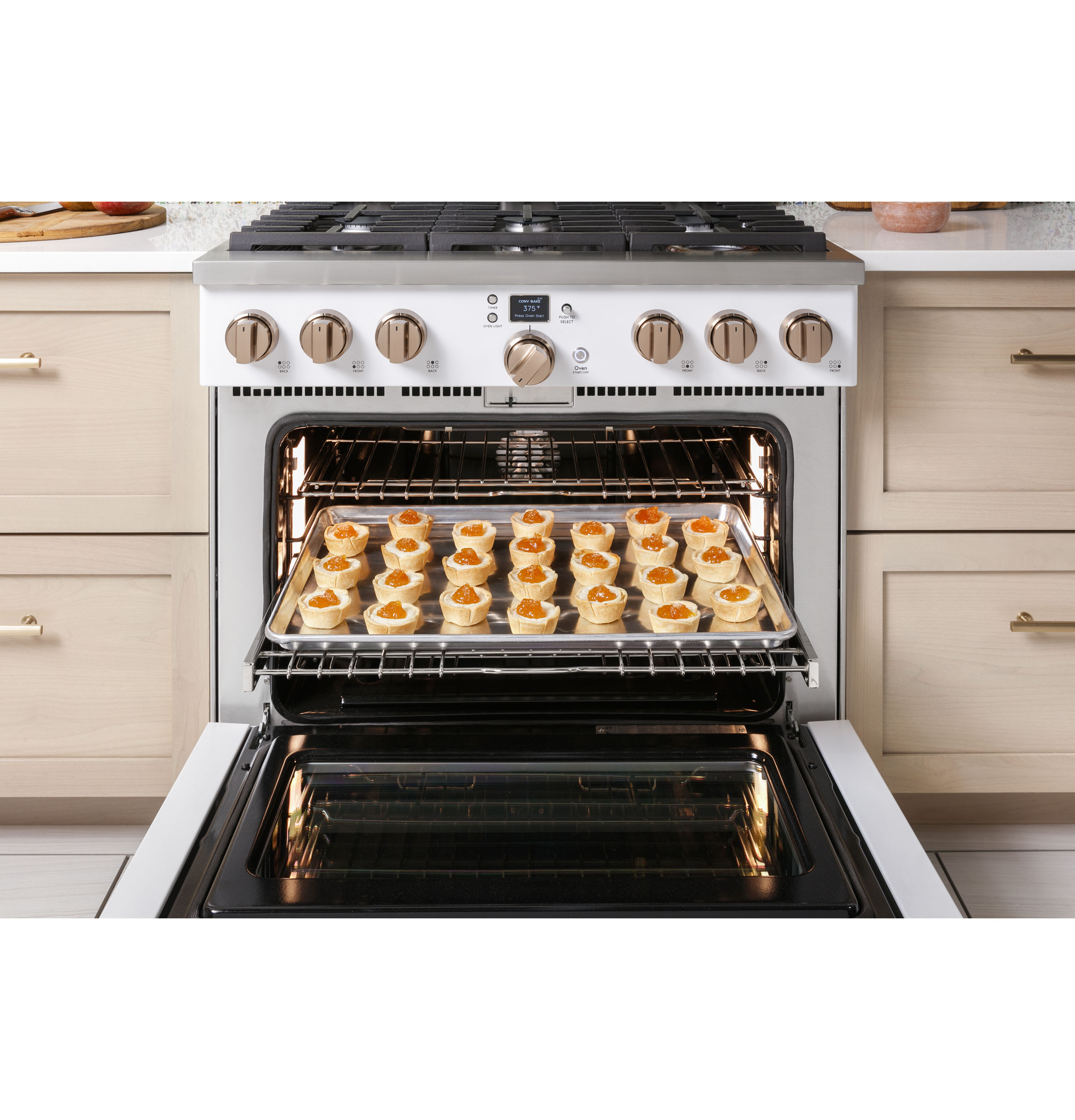 CAFÉ™ 36" Smart All-Gas Commercial-Style Range with 6 Burners (Natural Gas) view 16