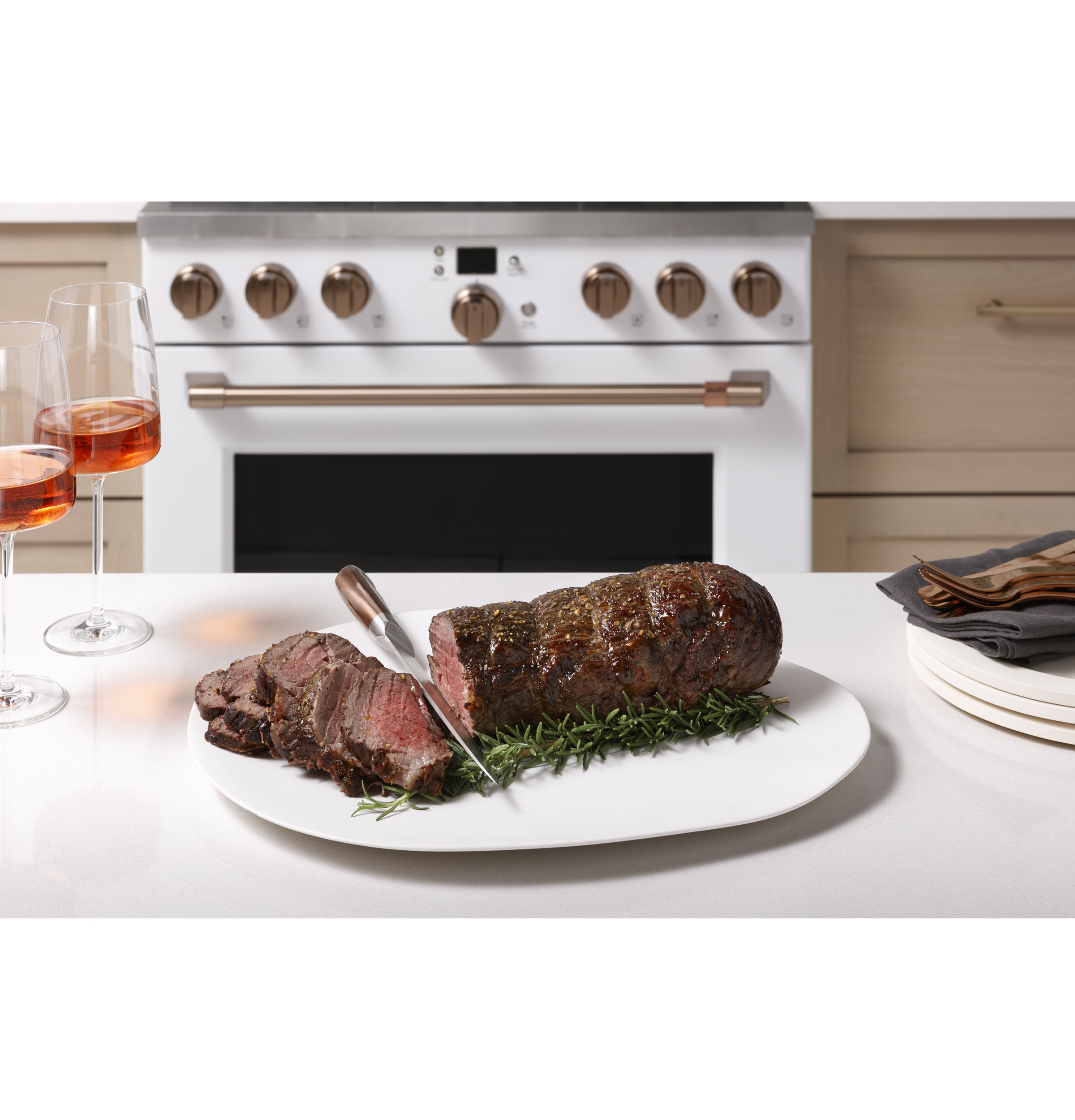 CAFÉ™ 36" Smart All-Gas Commercial-Style Range with 6 Burners (Natural Gas) view 11