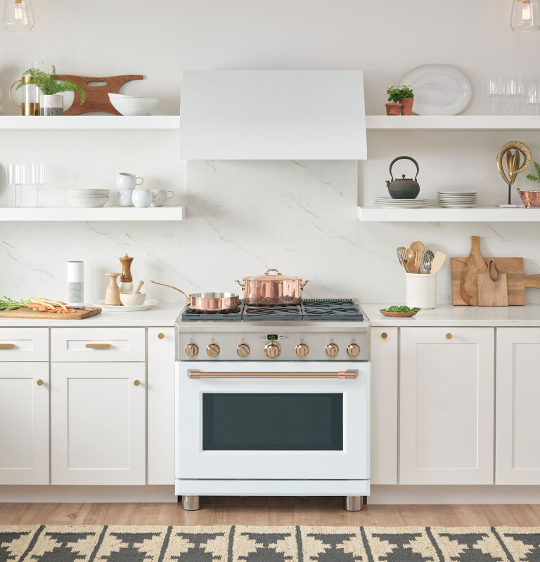 Café 36" All-gas Professional Range With 6 Burners (natural Gas) CGY366P4MW2