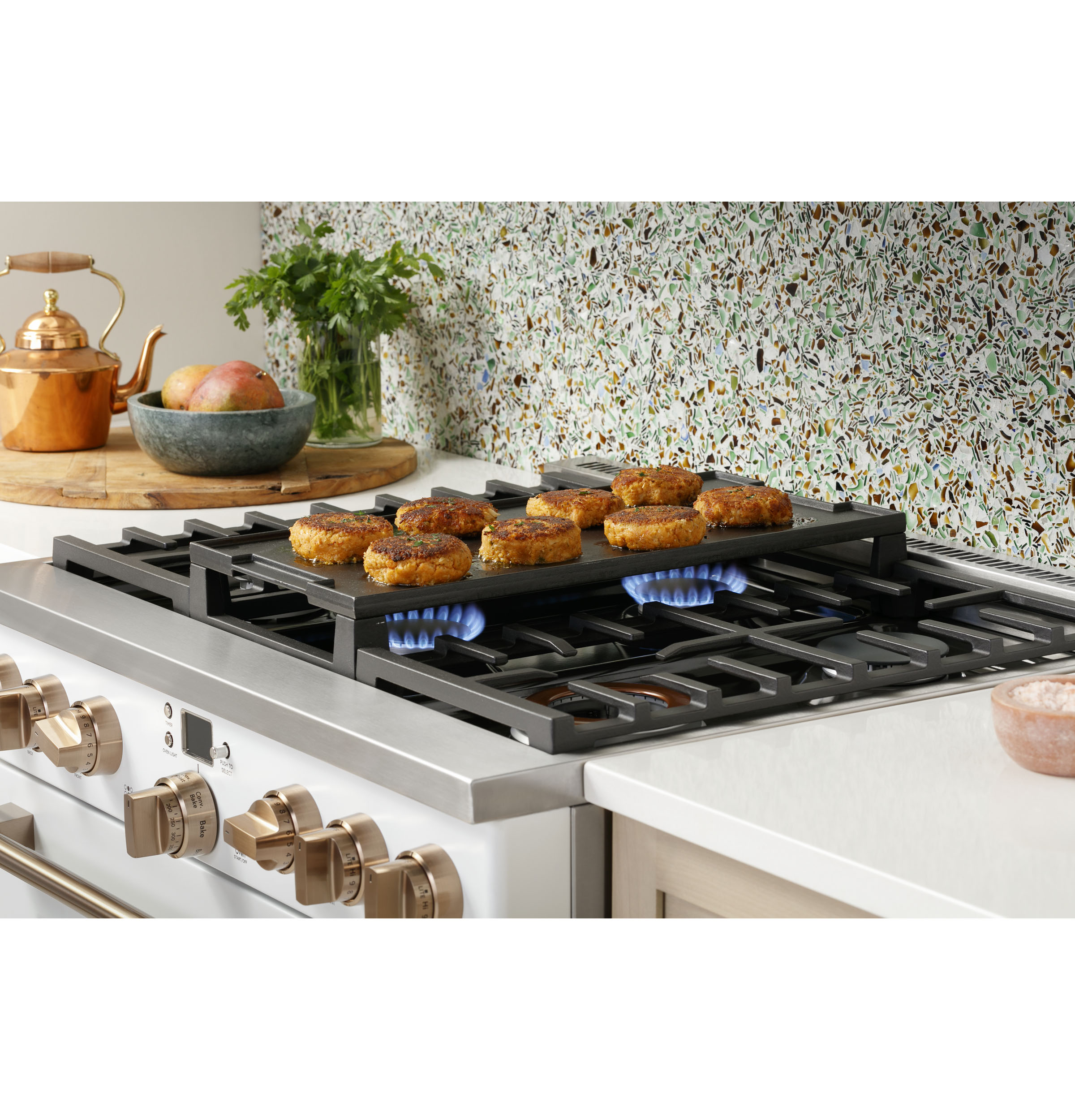 CAFÉ™ 36" Smart All-Gas Commercial-Style Range with 6 Burners (Natural Gas) view 18