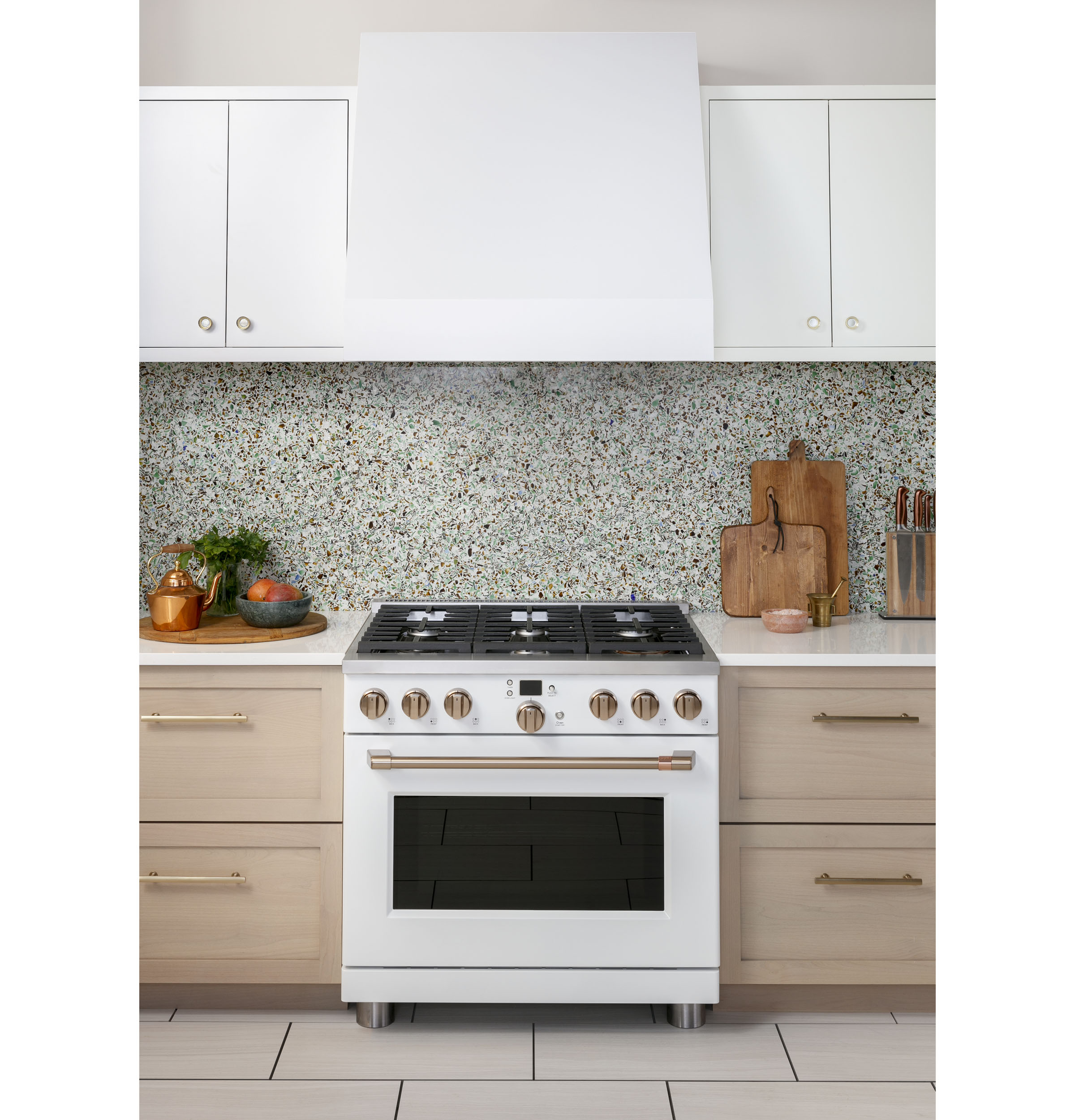 CAFÉ™ 36" Smart All-Gas Commercial-Style Range with 6 Burners (Natural Gas) view 11