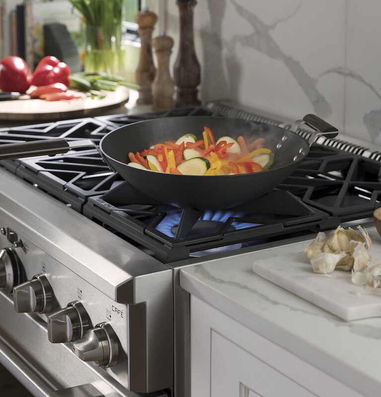 Café Series 36" All-gas Professional Range With 6 Burners (natural Gas) CGY366SELSS