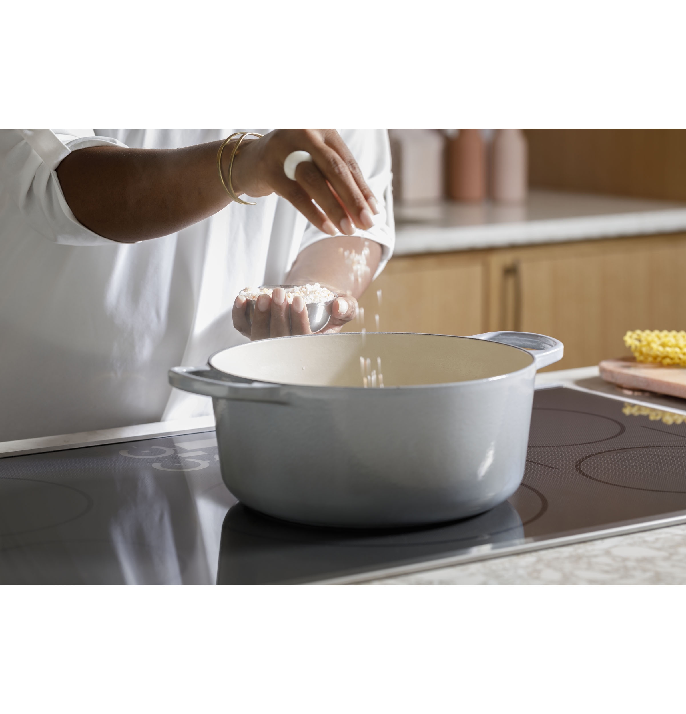 CAFÉ™ Series ENERGY STAR® 30" Built-In Touch Control Induction Cooktop view 9