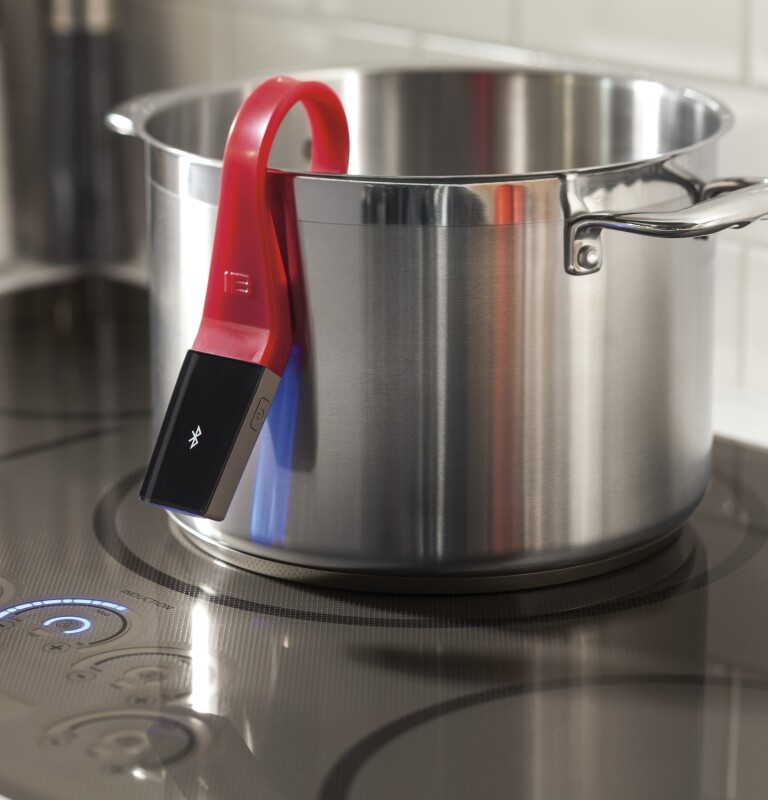 Café Series 30" Built-in Touch Control Induction Cooktop CHP9530SJSS