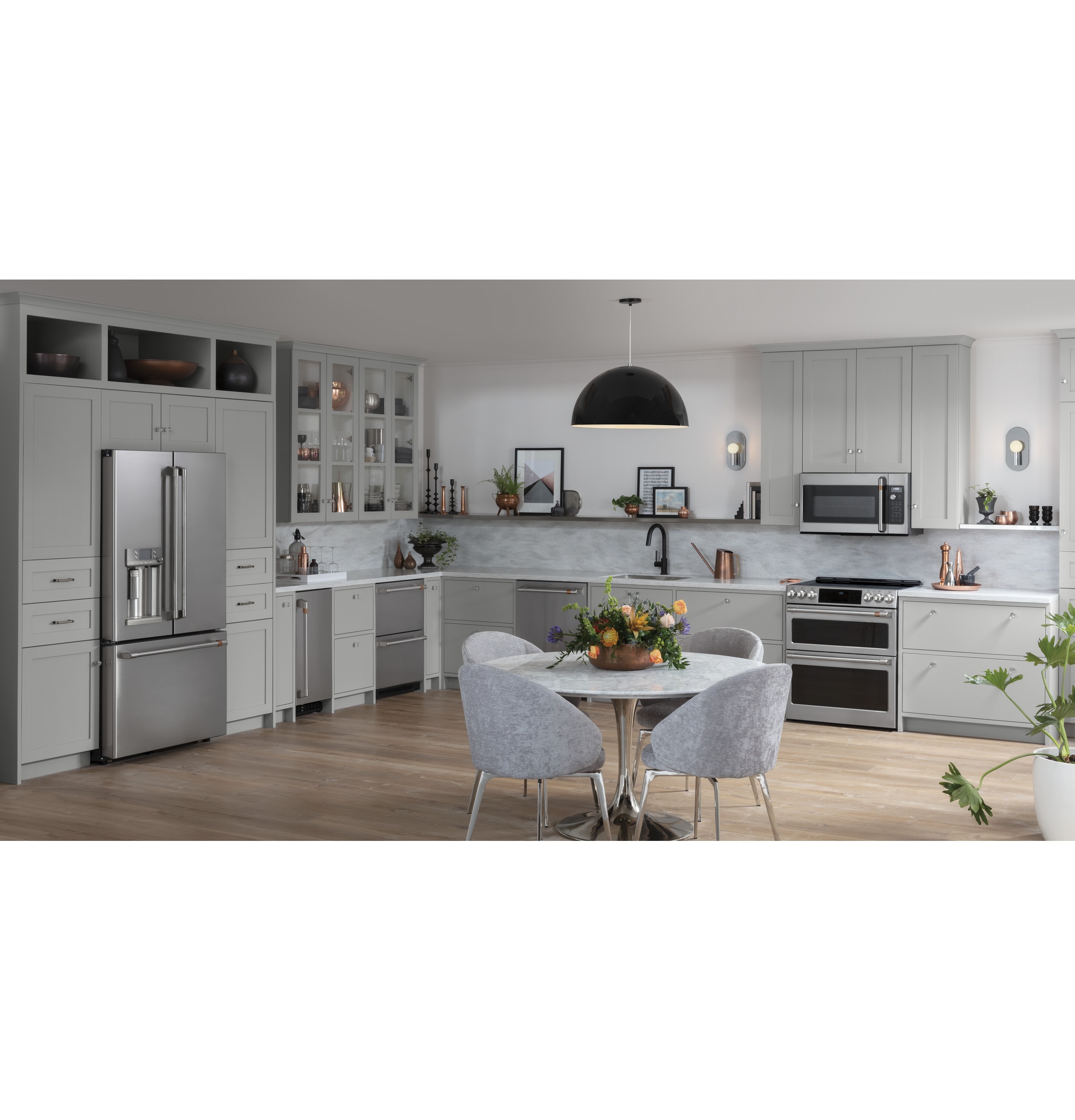 CAFÉ™ 30" Smart Slide-In, Front-Control, Induction and Convection Double-Oven Range view 20