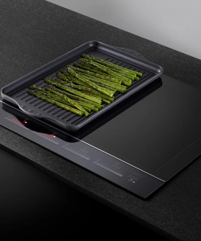 Induction Cooktop, 24", 4 Zones with SmartZone view 3