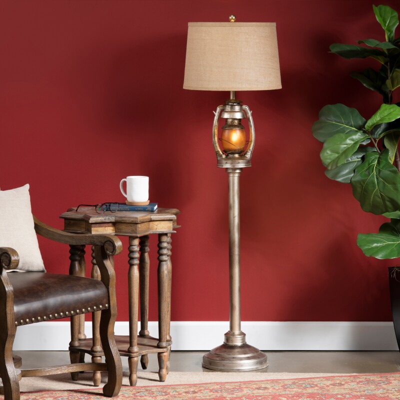 Oil Lantern Floor Lamp CIAUP527