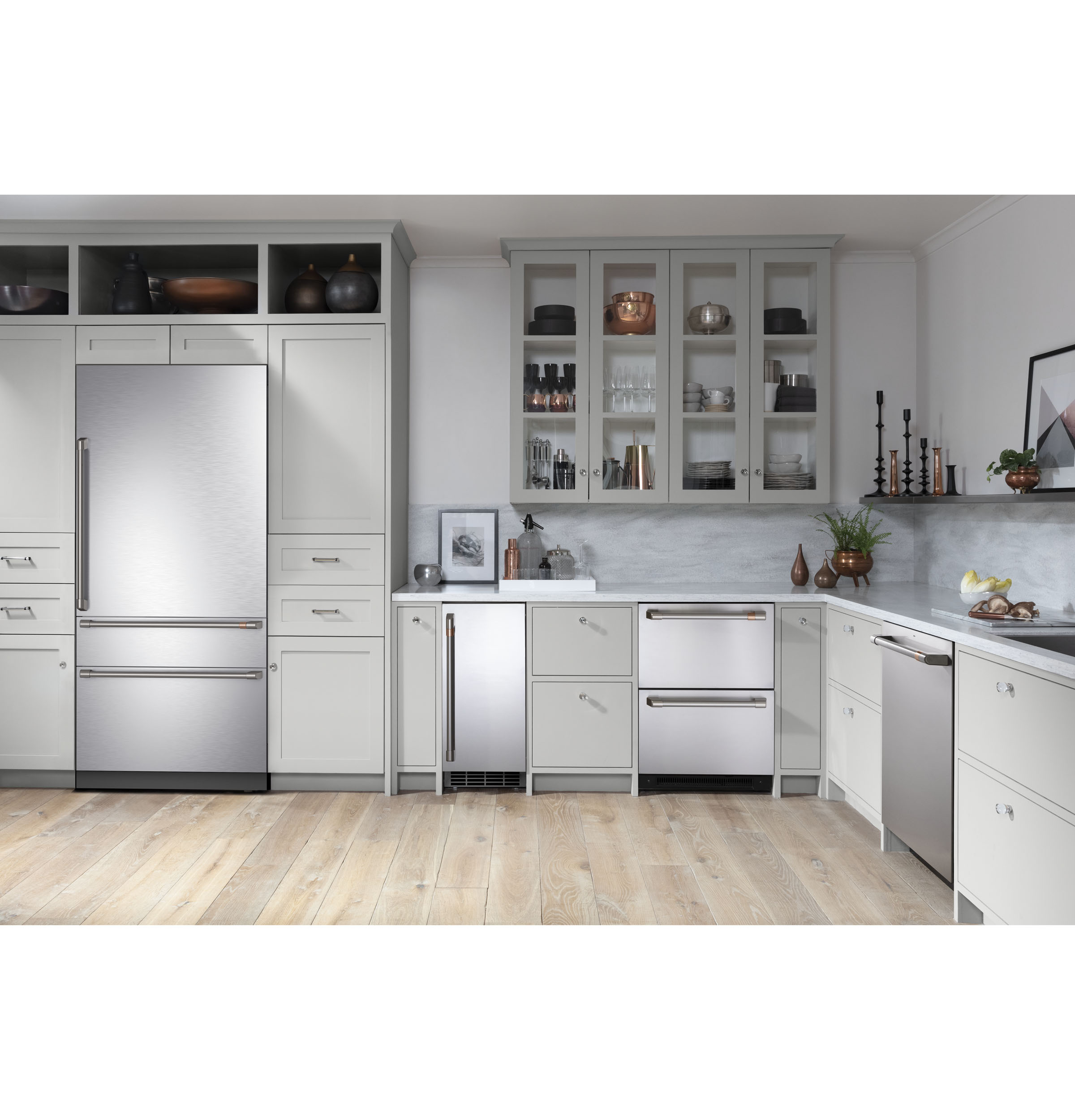 CAFÉ™ 36" Integrated Bottom-Freezer Refrigerator view 29