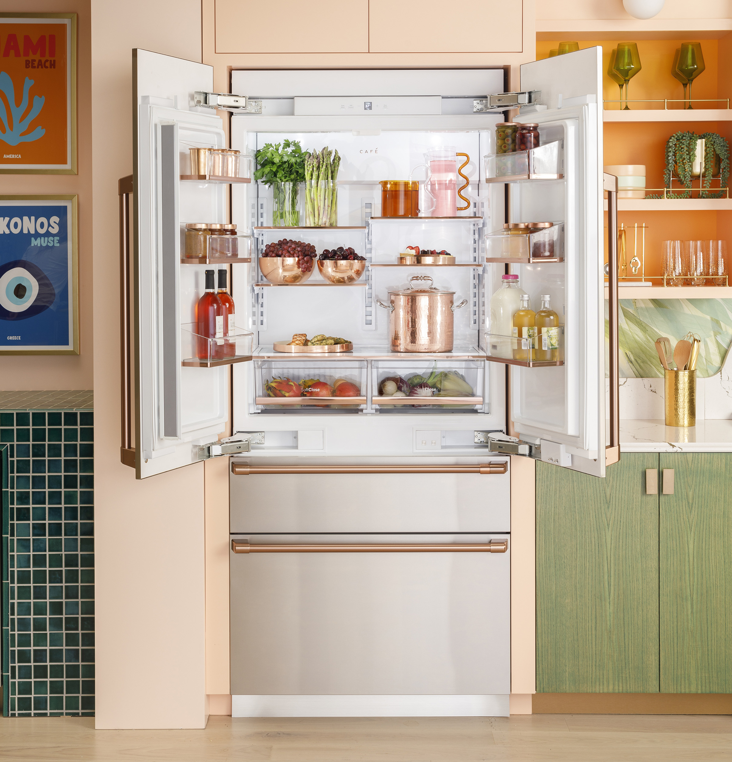 CAFÉ™ 36" Integrated Bottom-Freezer Refrigerator view 32